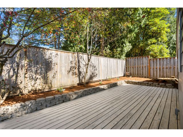 9942 Sw 52ND Ave, Portland, OR 97219