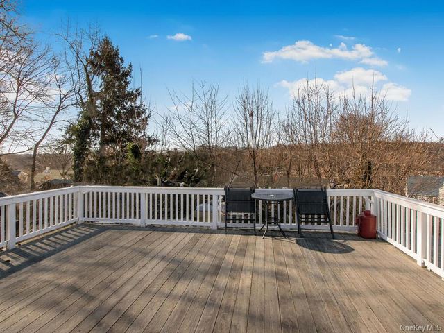 8 Montrose Road, Yonkers, NY 10710