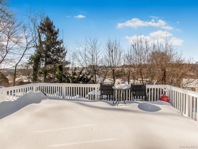 8 Montrose Road, Yonkers, NY 10710