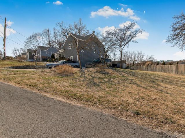 8 Montrose Road, Yonkers, NY 10710