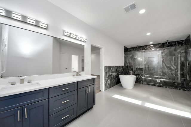5654 Grand Floral Boulevard, Houston, TX 77041