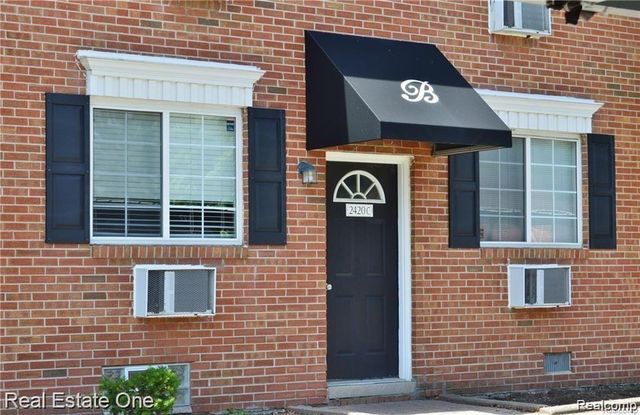 2420 Parmenter Boulevard 210, Royal Oak, MI 48073