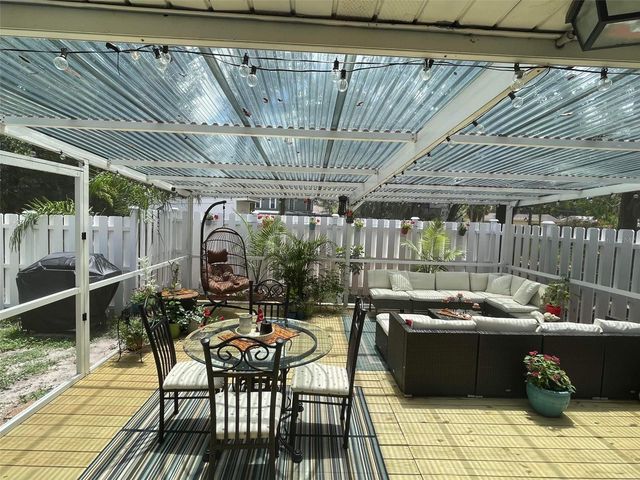 2419 WELLS AVENUE, Sarasota, FL 34232