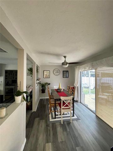 2419 WELLS AVENUE, Sarasota, FL 34232