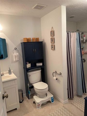 2419 WELLS AVENUE, Sarasota, FL 34232