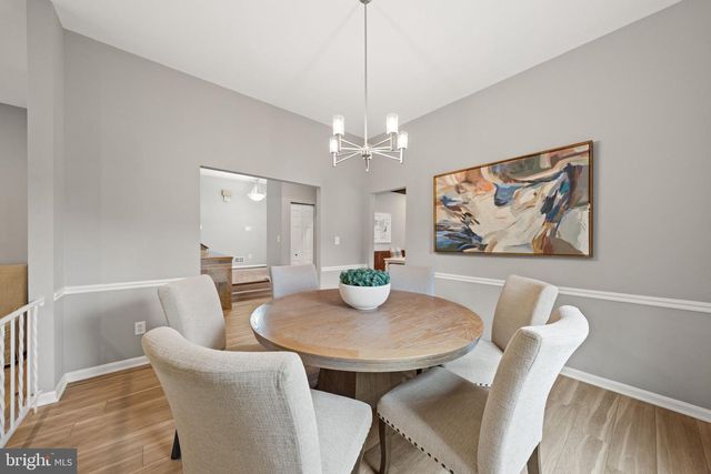 10028 DELLCASTLE, Gaithersburg, MD 20886