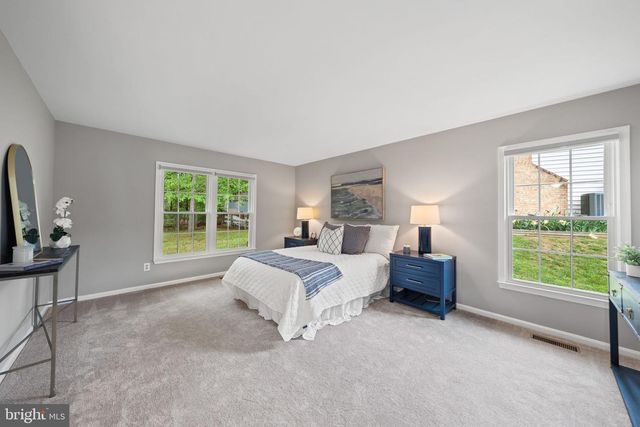 10028 DELLCASTLE, Gaithersburg, MD 20886