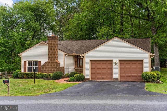 10028 DELLCASTLE, Gaithersburg, MD 20886