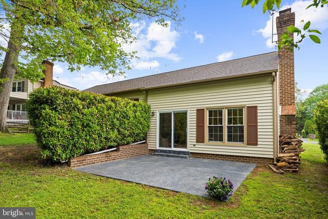 10028 DELLCASTLE, Gaithersburg, MD 20886
