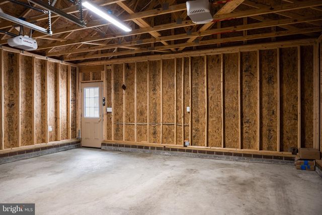 10028 DELLCASTLE, Gaithersburg, MD 20886