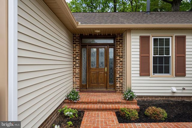 10028 DELLCASTLE, Gaithersburg, MD 20886