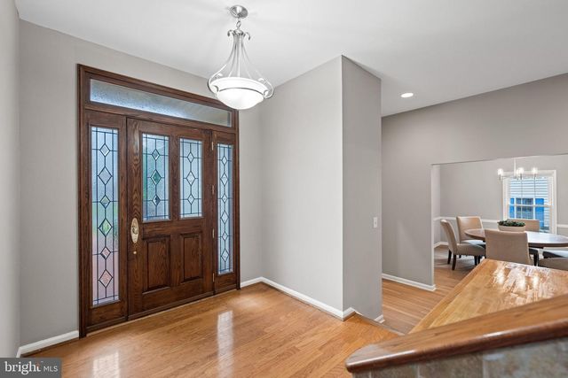 10028 DELLCASTLE, Gaithersburg, MD 20886