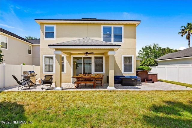 12174 WYNNFIELD LAKES Circle, Jacksonville, FL 32246