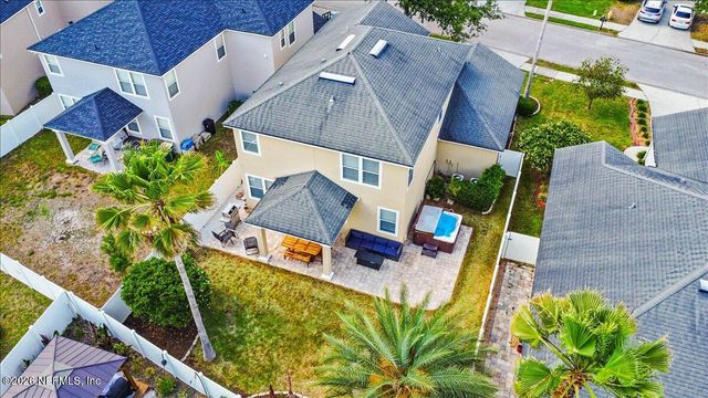 12174 WYNNFIELD LAKES Circle, Jacksonville, FL 32246