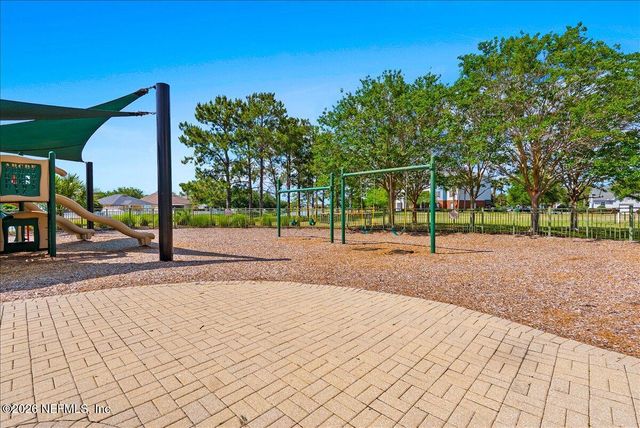 12174 WYNNFIELD LAKES Circle, Jacksonville, FL 32246
