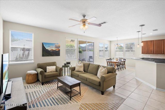 12174 WYNNFIELD LAKES Circle, Jacksonville, FL 32246