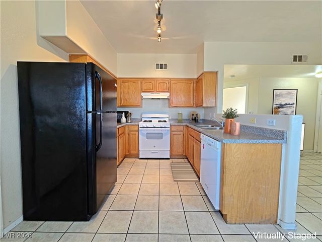 3400 Cabana Drive 2016, Las Vegas, NV 89122