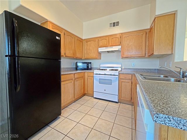 3400 Cabana Drive 2016, Las Vegas, NV 89122