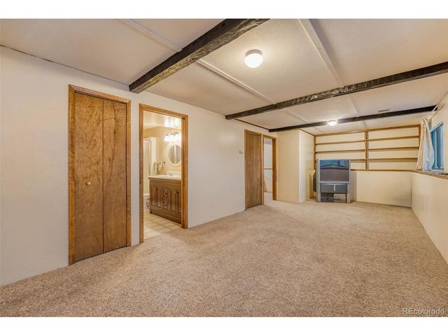 271 Birch St, Bennett, CO 80102