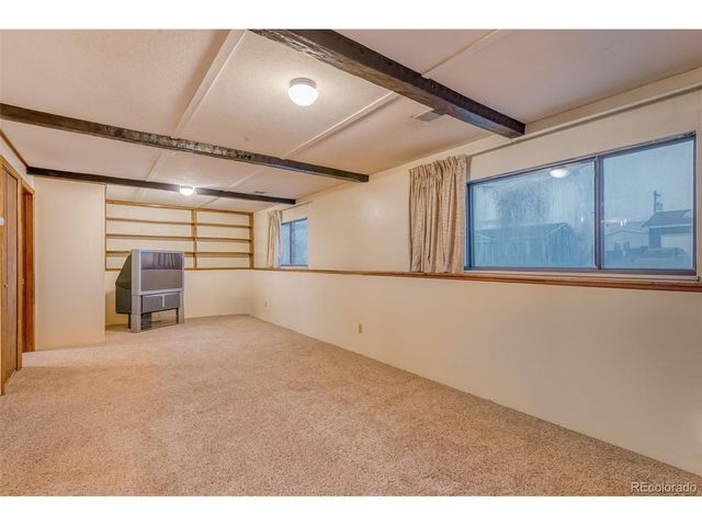 271 Birch St, Bennett, CO 80102