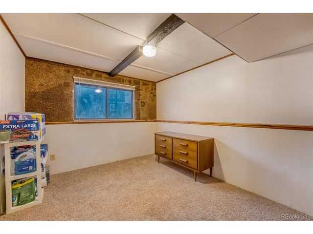 271 Birch St, Bennett, CO 80102