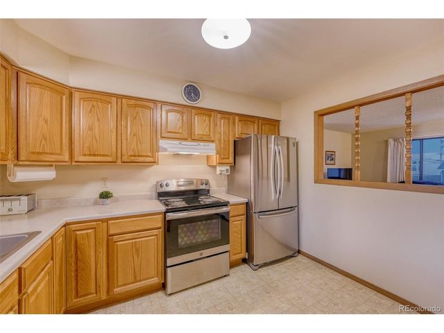 271 Birch St, Bennett, CO 80102