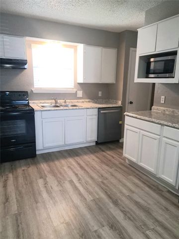 3225 Cortez Drive, Fort Worth, TX 76116