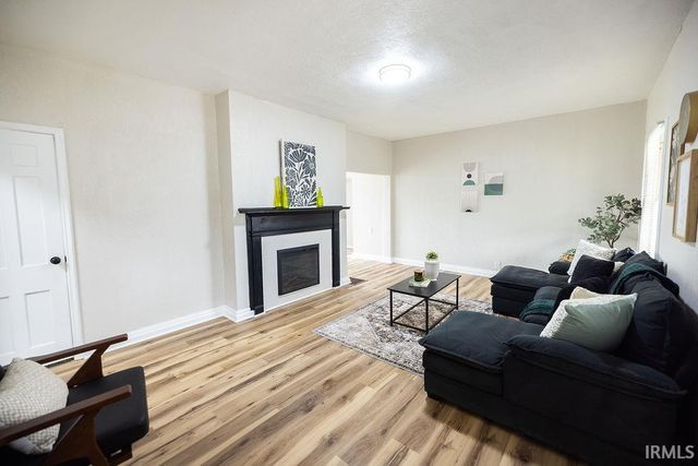 3021 Columbus Avenue, Anderson, IN 46016
