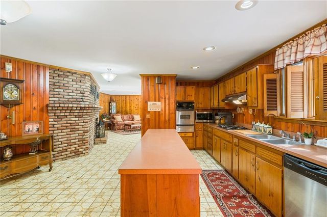 4671 Dogwood Drive, Acworth, GA 30101