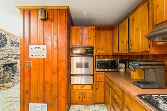 4671 Dogwood Drive, Acworth, GA 30101