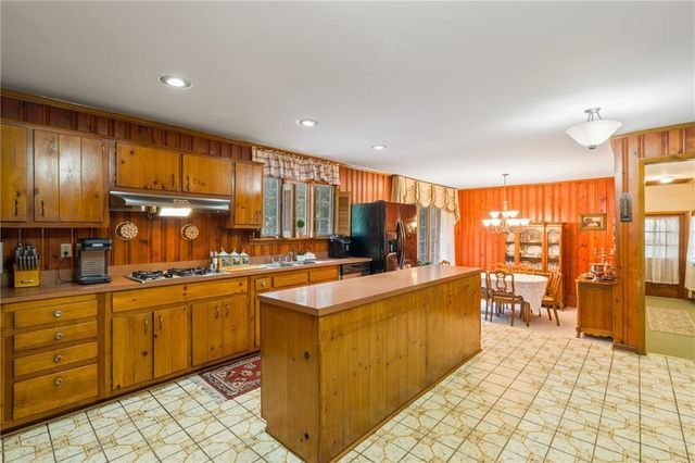 4671 Dogwood Drive, Acworth, GA 30101