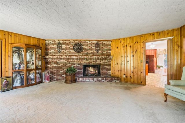 4671 Dogwood Drive, Acworth, GA 30101