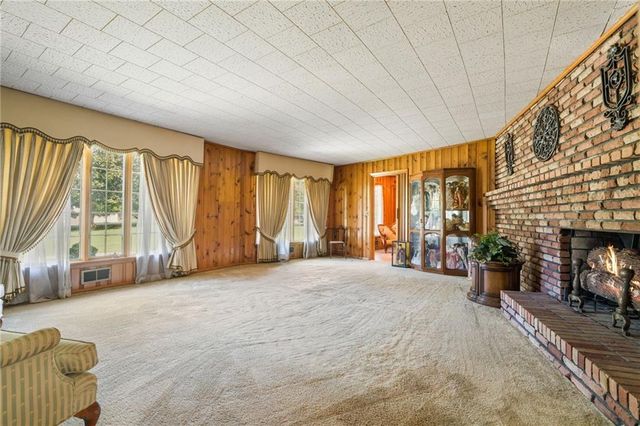 4671 Dogwood Drive, Acworth, GA 30101
