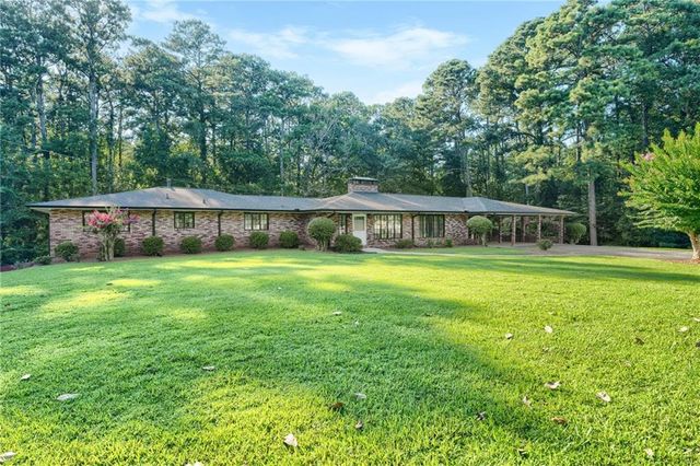 4671 Dogwood Drive, Acworth, GA 30101