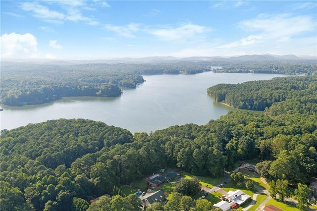 4671 Dogwood Drive, Acworth, GA 30101