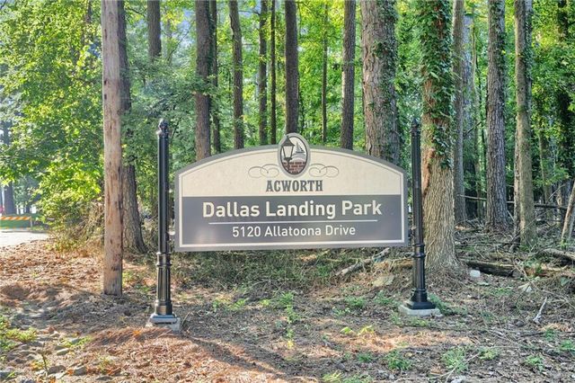 4671 Dogwood Drive, Acworth, GA 30101