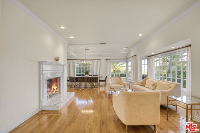 3690 Crownridge Drive, Sherman Oaks, CA 91403