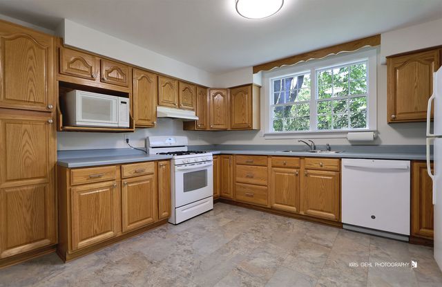 38690 N Green Bay Road, Beach Park, IL 60087