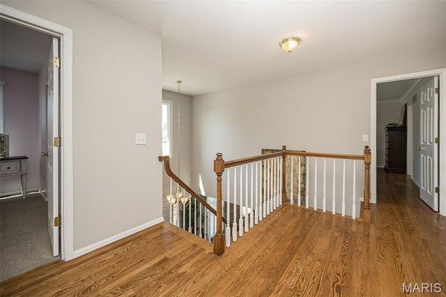 15706 Heathercroft Drive, Chesterfield, MO 63017