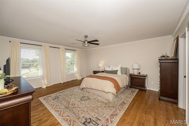 15706 Heathercroft Drive, Chesterfield, MO 63017