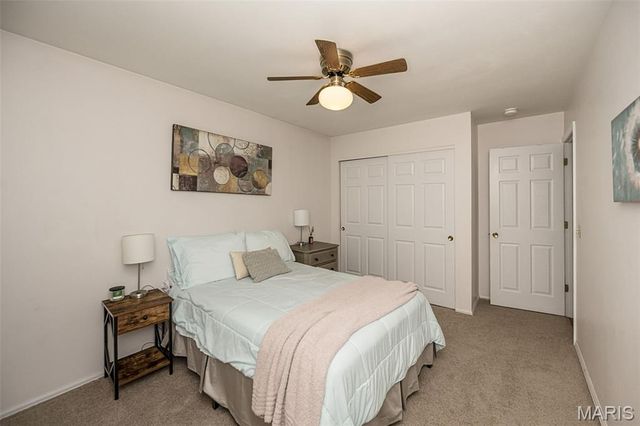 15706 Heathercroft Drive, Chesterfield, MO 63017