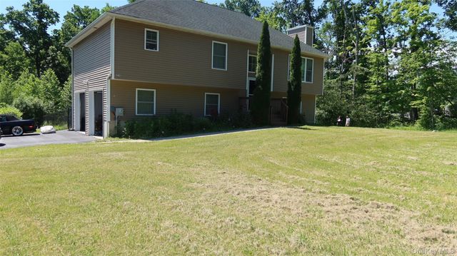 2078 Route 6, Middletown, NY 10940