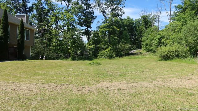 2078 Route 6, Middletown, NY 10940