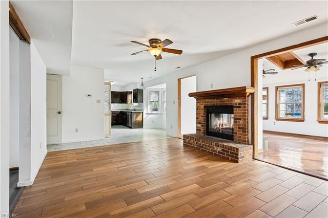 1311 Chickadee LN, Virginia Beach, VA 23454