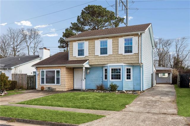 1311 Chickadee LN, Virginia Beach, VA 23454