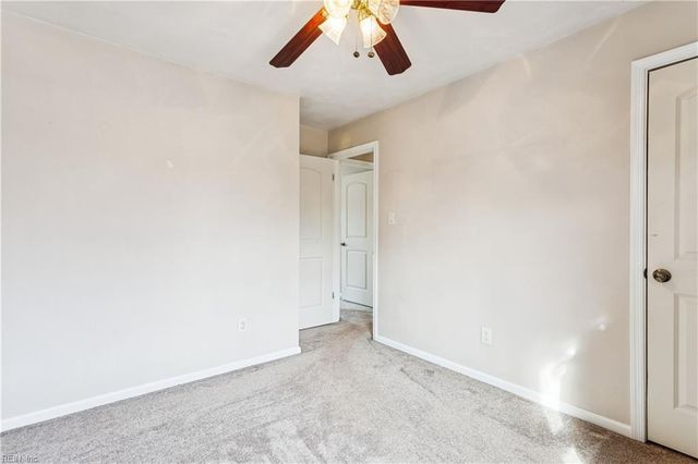 1311 Chickadee LN, Virginia Beach, VA 23454