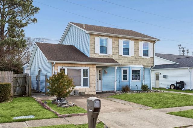 1311 Chickadee LN, Virginia Beach, VA 23454