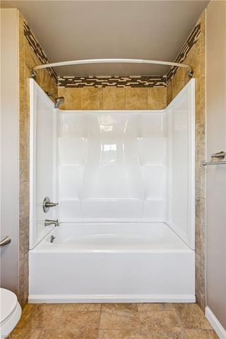 1311 Chickadee LN, Virginia Beach, VA 23454