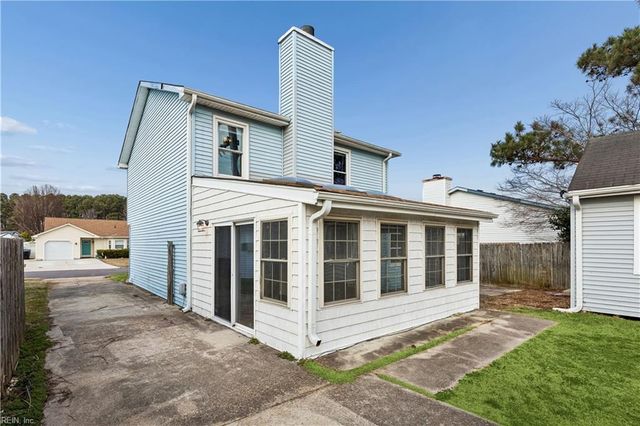 1311 Chickadee LN, Virginia Beach, VA 23454