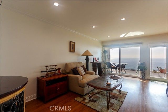 21722 Ocean Vista C, Laguna Beach, CA 92651